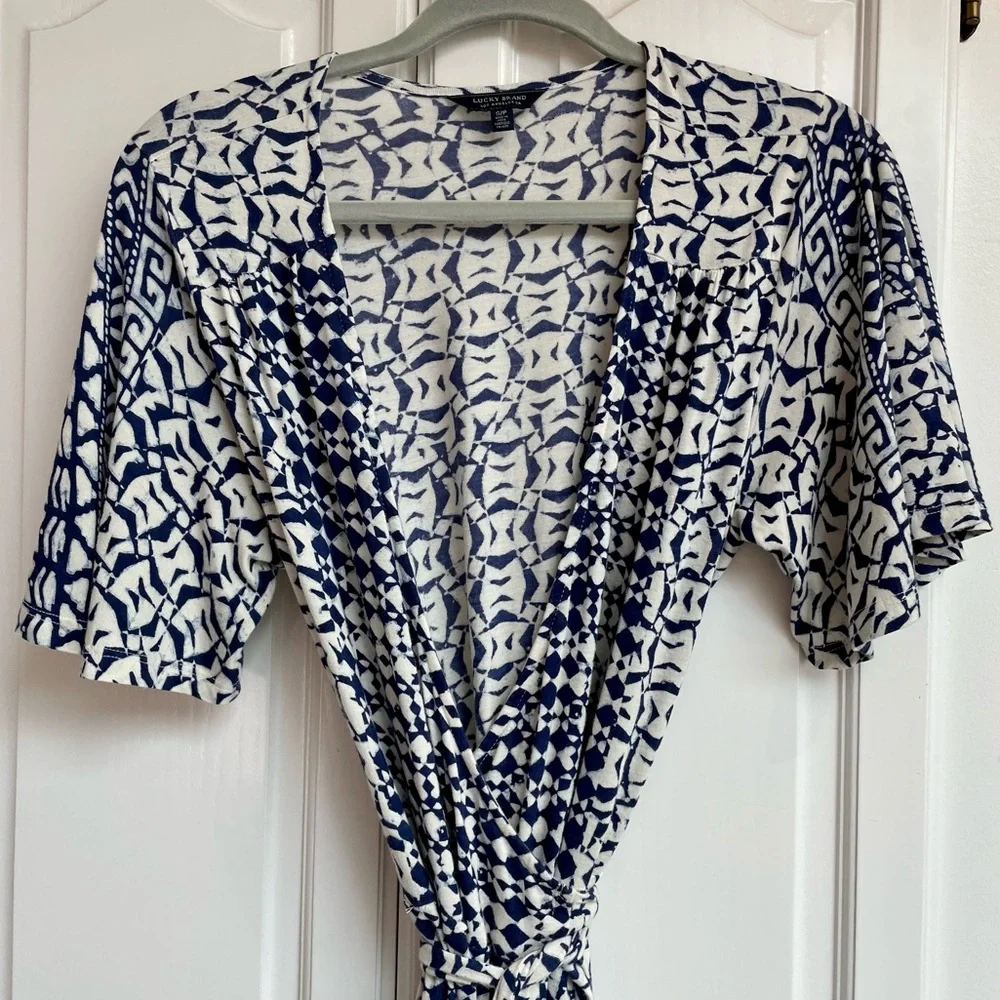 Lucky Brand Boho Blue & Cream Geometric Print Wrap Maxi Dress Size Small - Picture 4 of 11